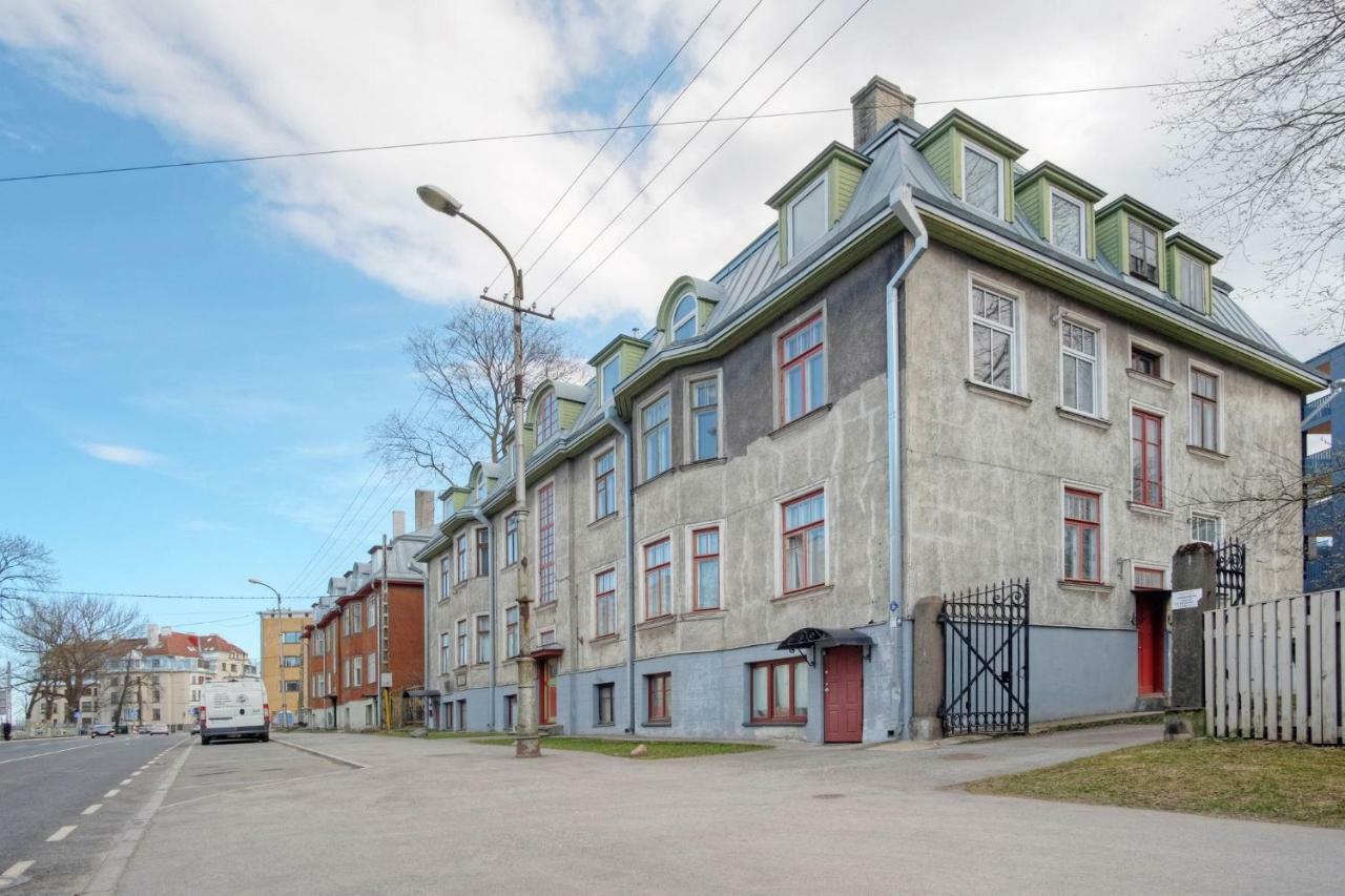 Studio On Tehnika 19 Tallinn Buitenkant foto
